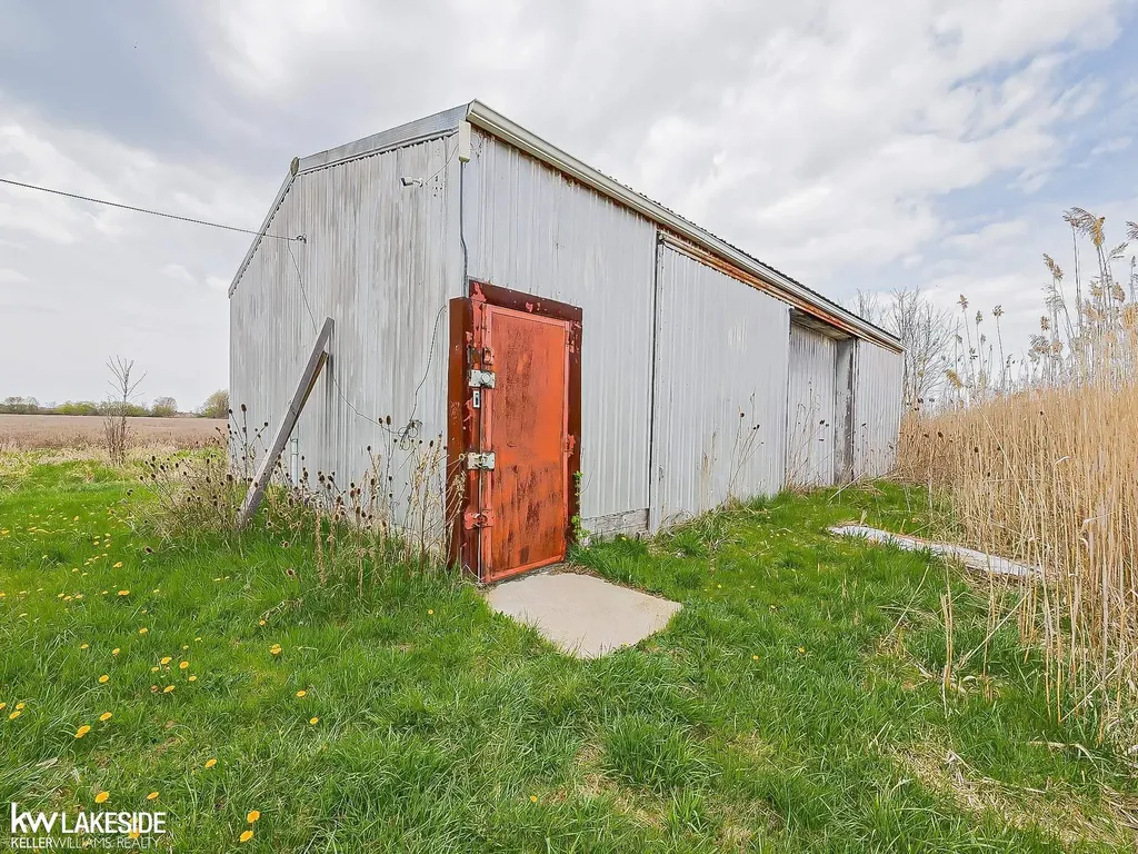 6166 Church Road Ira Township MI 48023