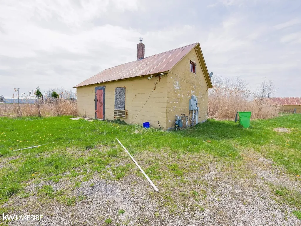 6166 Church Road Ira Township MI 48023