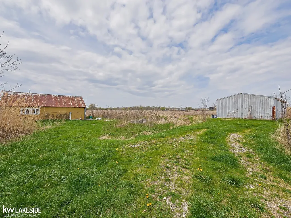 6166 Church Road Ira Township MI 48023