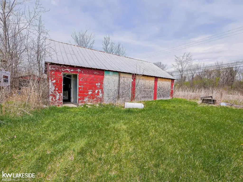 6166 Church Road Ira Township MI 48023