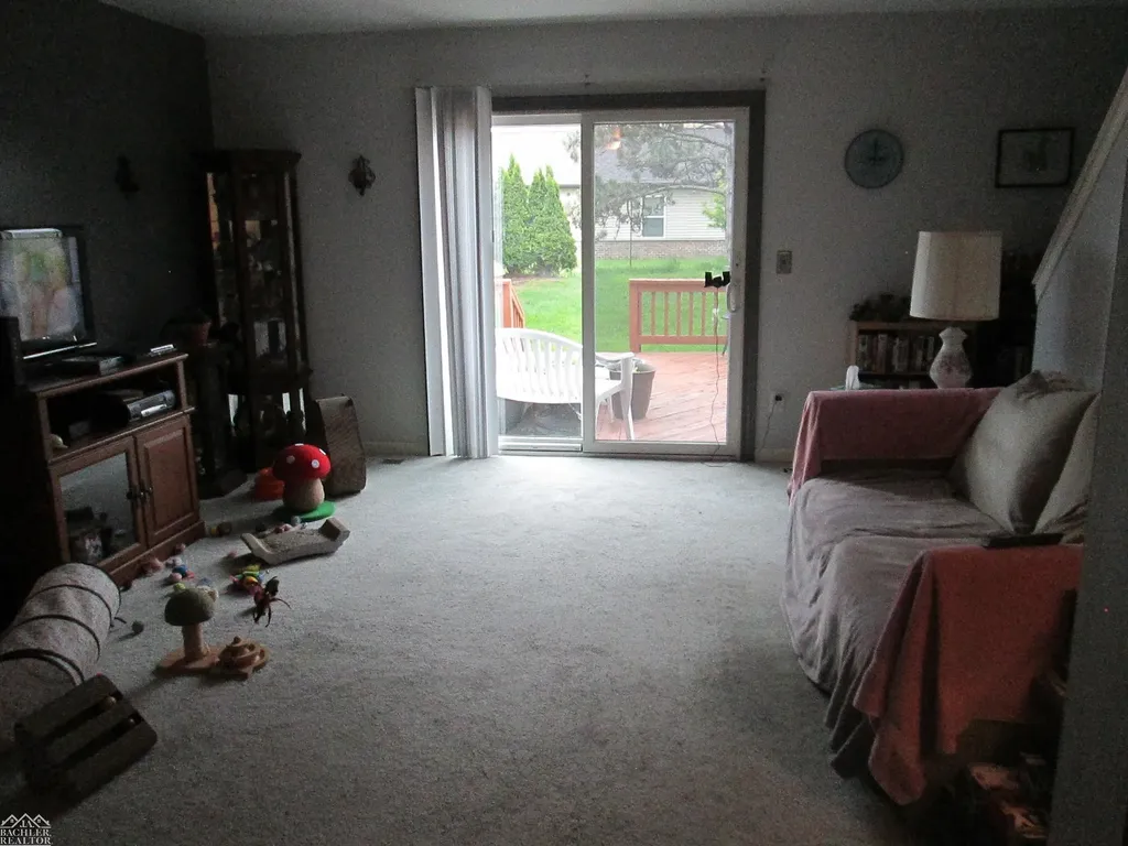 25943 New Forest Court Chesterfield Township MI 48051