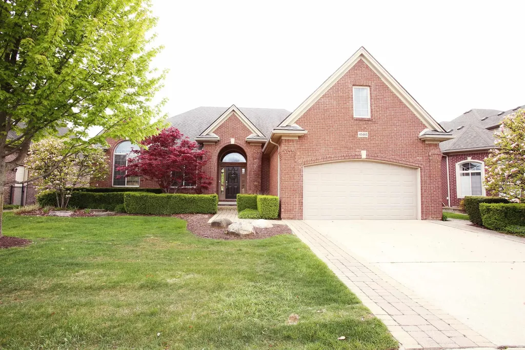 45483 Shoal Drive Macomb Township MI 48044