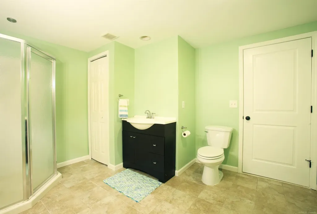 45483 Shoal Drive Macomb Township MI 48044