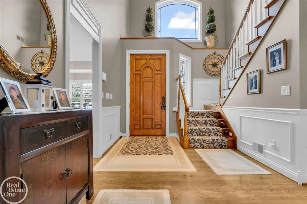 7827 S River Road Cottrellville Township MI 48039