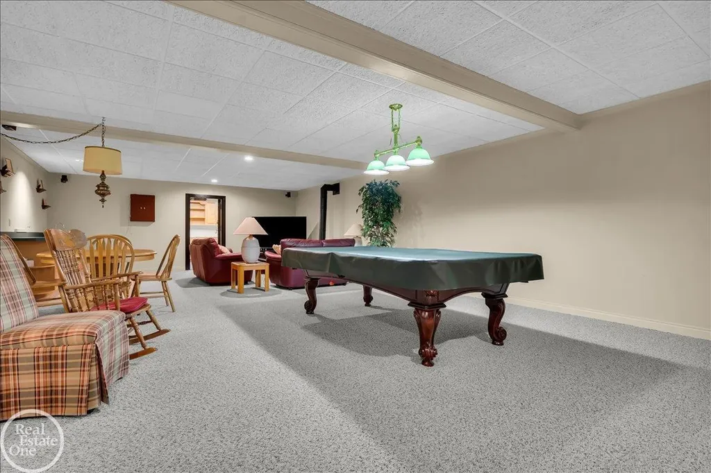 7827 S River Road Cottrellville Township MI 48039