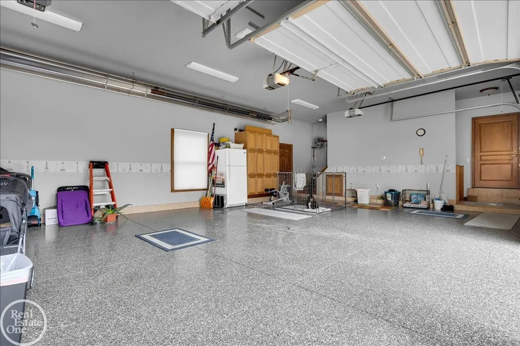 7827 S River Road Cottrellville Township MI 48039