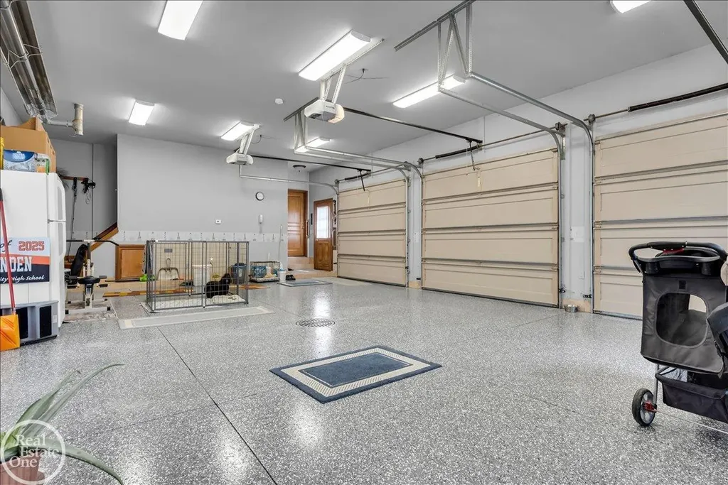 7827 S River Road Cottrellville Township MI 48039