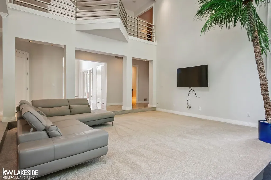 55766 Apple Lane Shelby Charter Township MI 48316