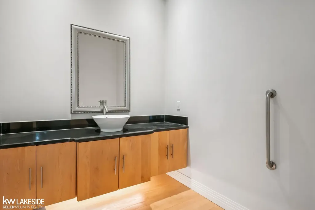 55766 Apple Lane Shelby Charter Township MI 48316