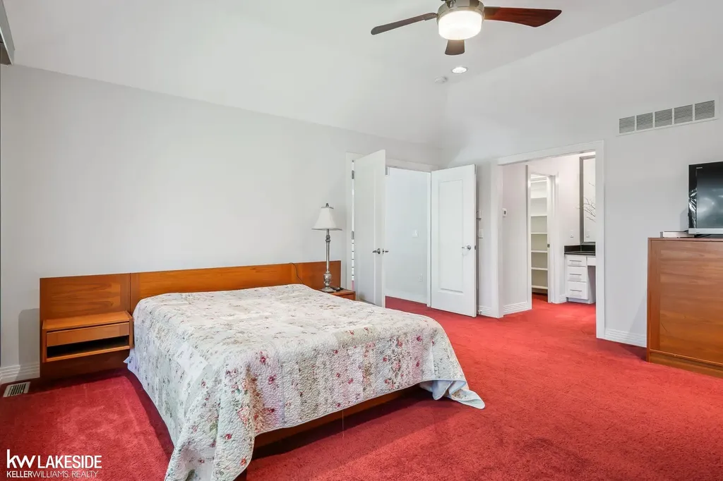 55766 Apple Lane Shelby Charter Township MI 48316