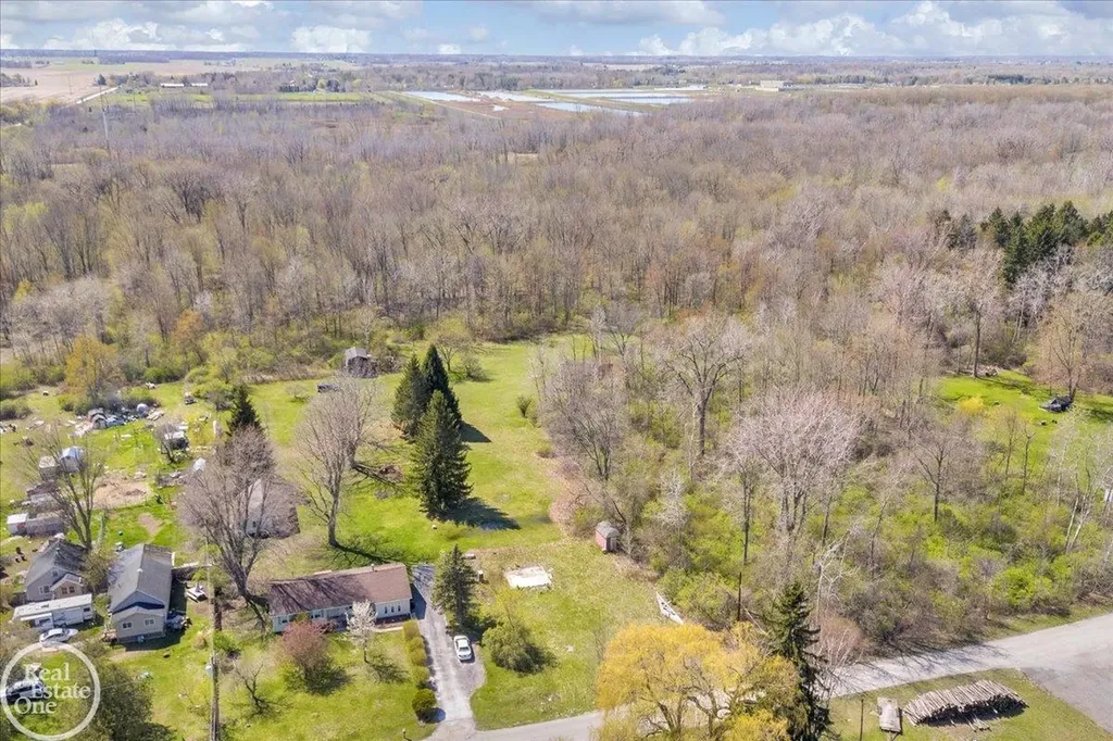 5577 Tice Road Fort Gratiot Charter Township MI 48094
