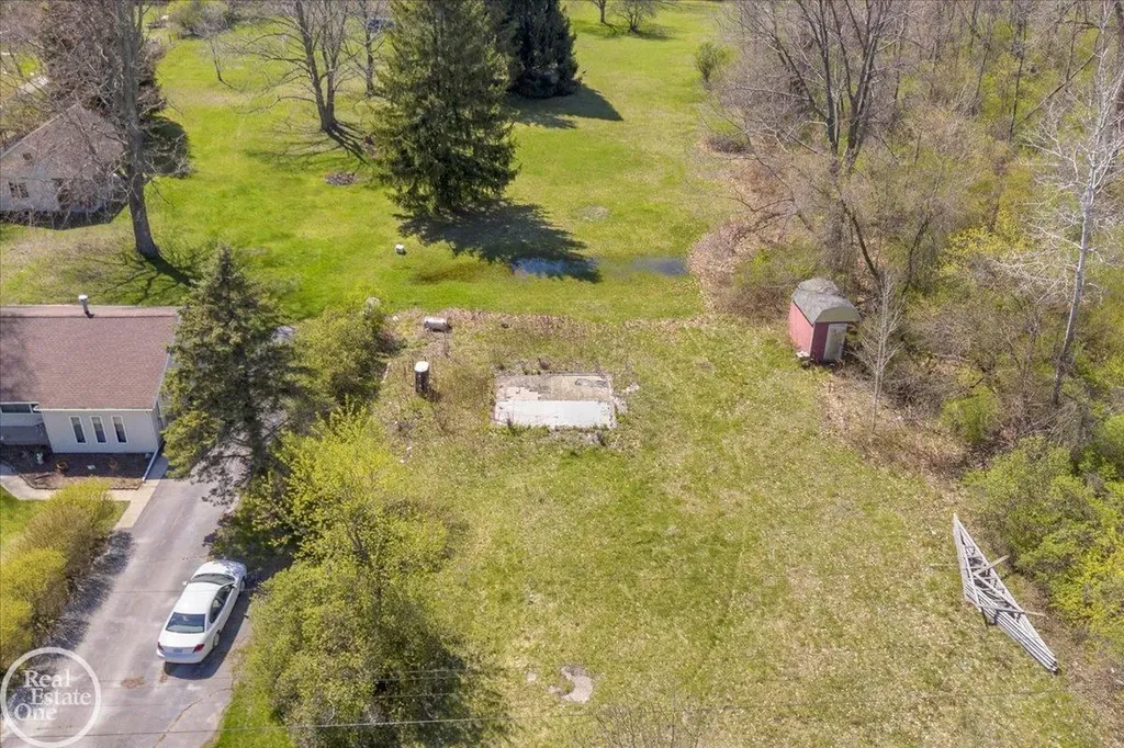 5577 Tice Road Fort Gratiot Charter Township MI 48094