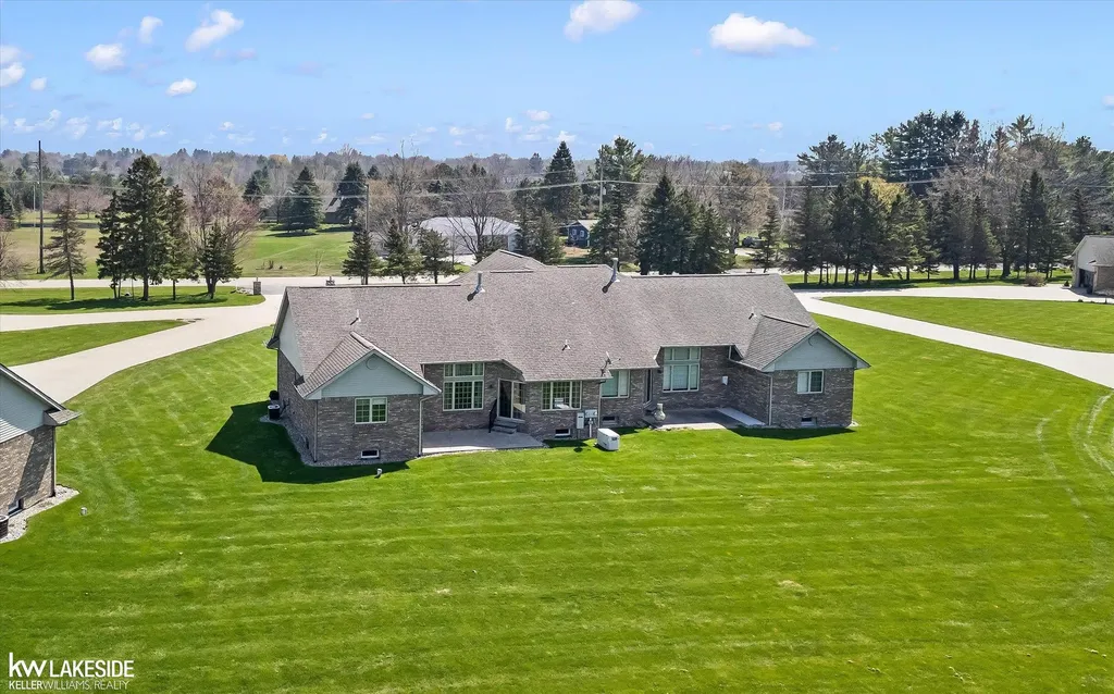 5418 Babcock Road Lexington Township MI 48450