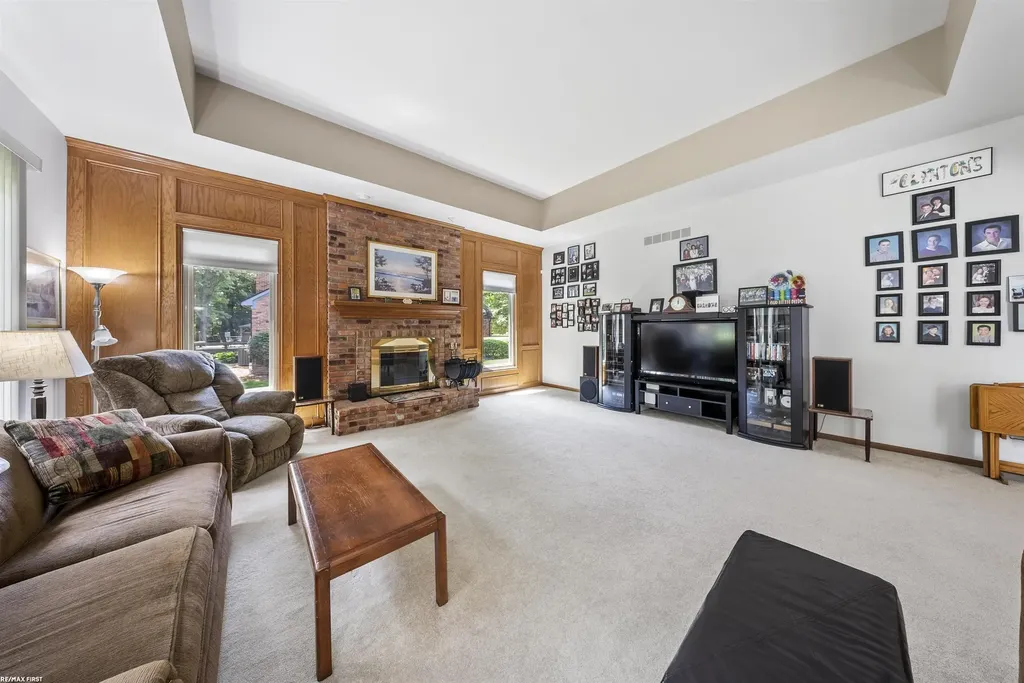 42150 Margaret Drive Clinton Charter Township MI 48038