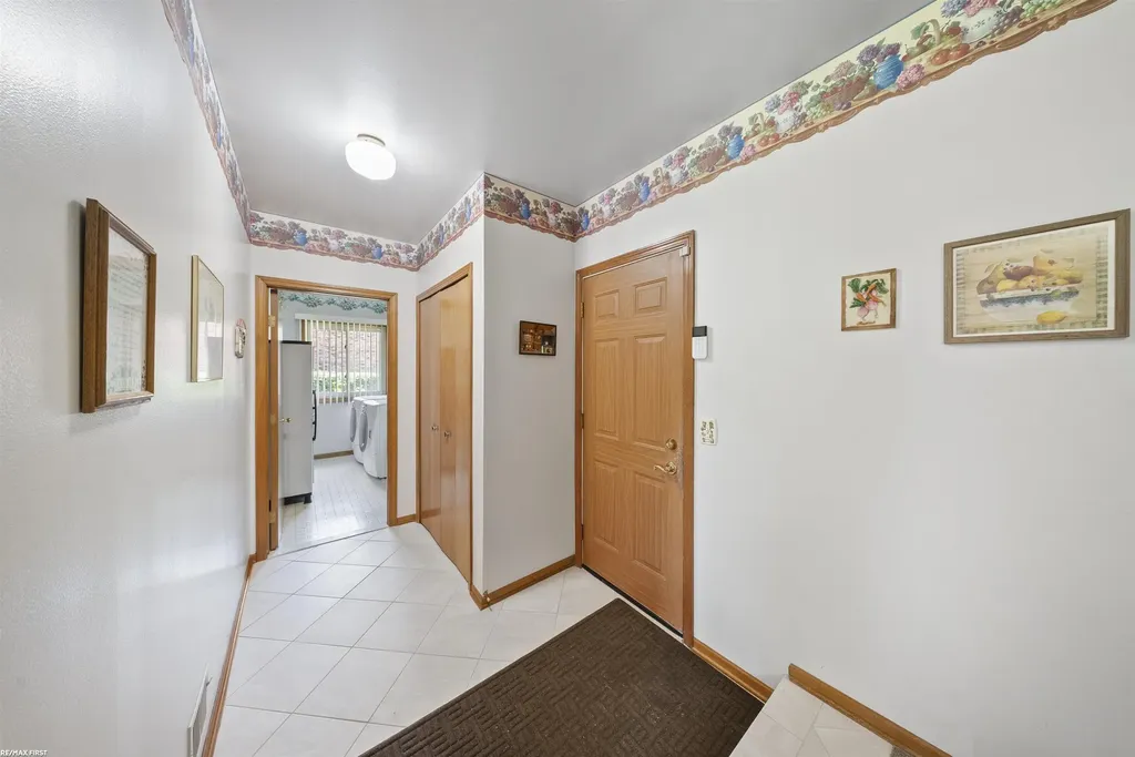 42150 Margaret Drive Clinton Charter Township MI 48038