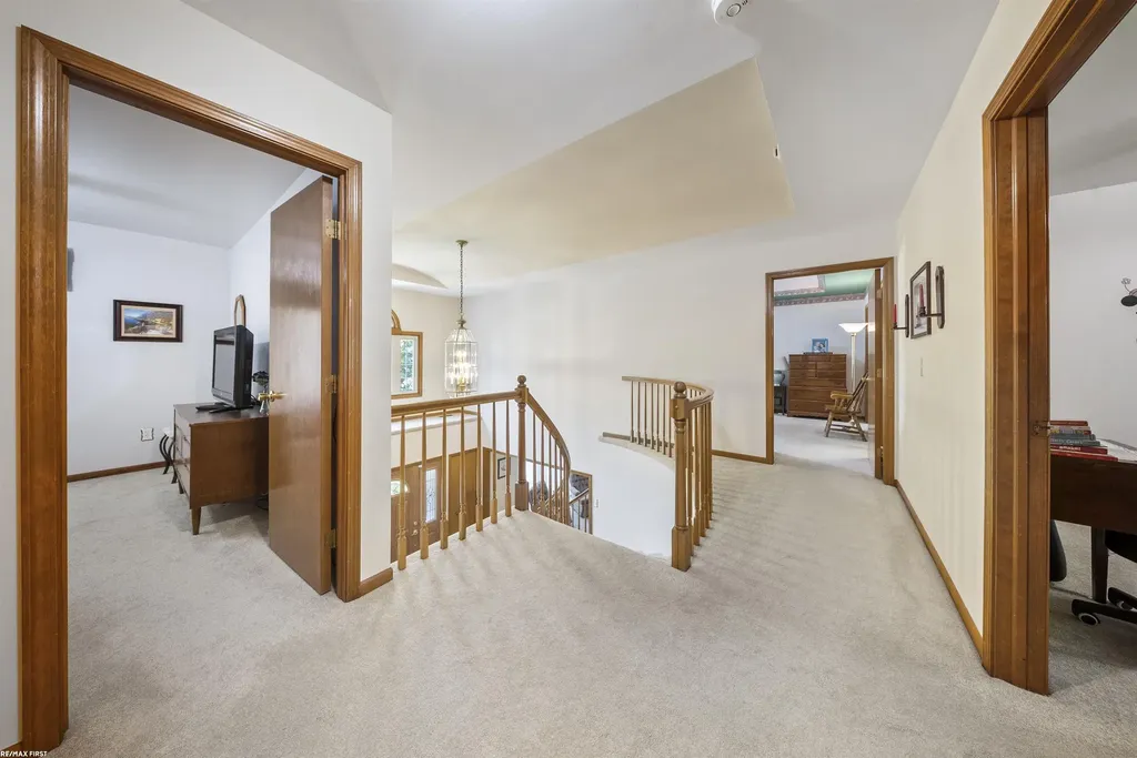 42150 Margaret Drive Clinton Charter Township MI 48038
