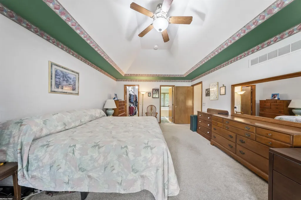 42150 Margaret Drive Clinton Charter Township MI 48038