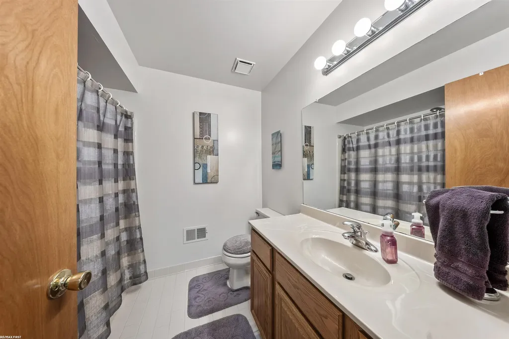 42150 Margaret Drive Clinton Charter Township MI 48038