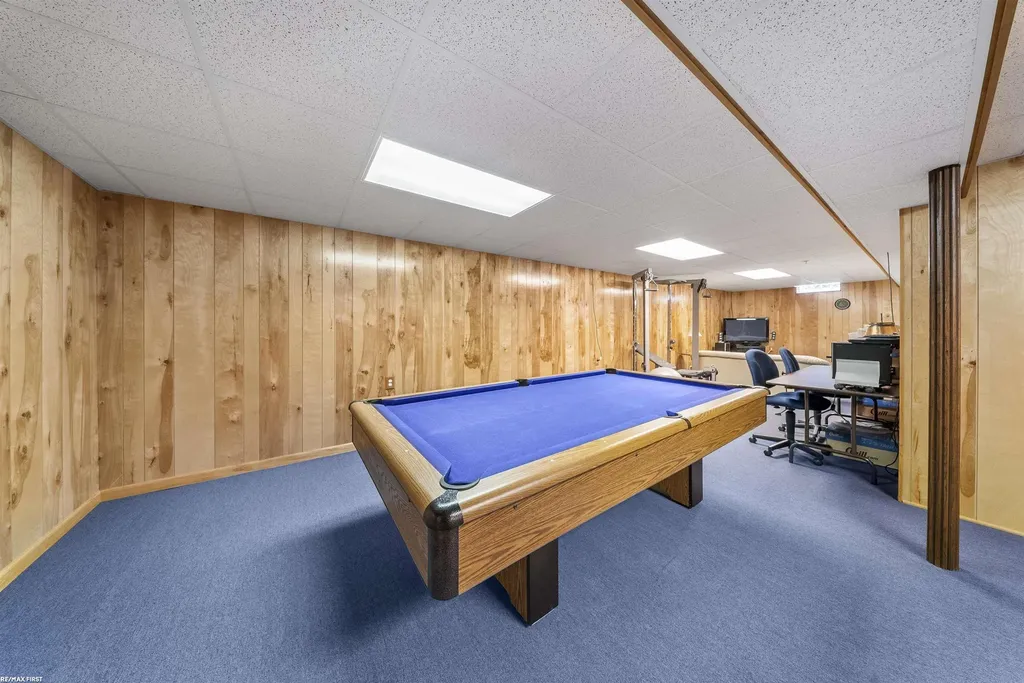 42150 Margaret Drive Clinton Charter Township MI 48038