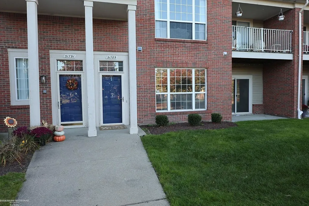 51789 Adler Park Drive Chesterfield Township MI 48051