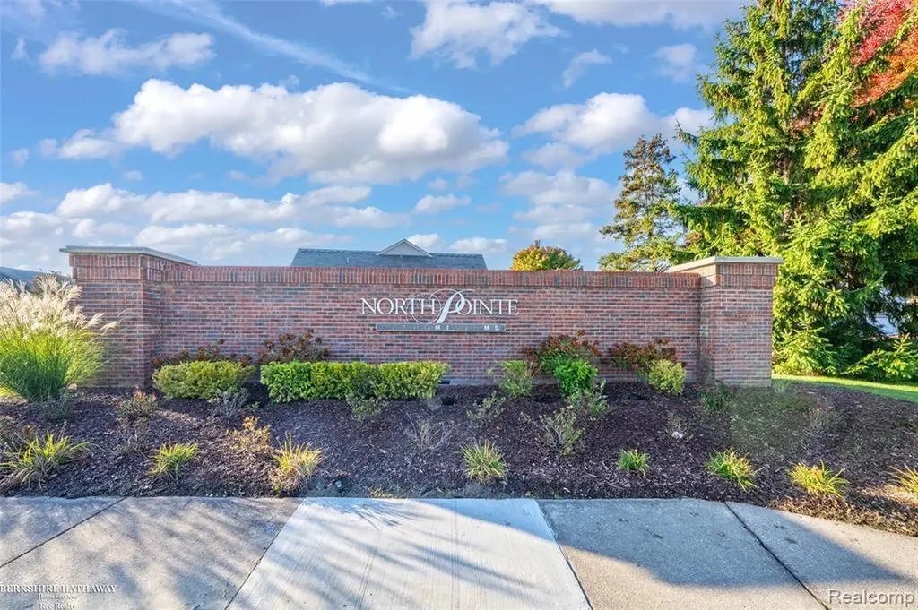 51789 Adler Park Drive Chesterfield Township MI 48051