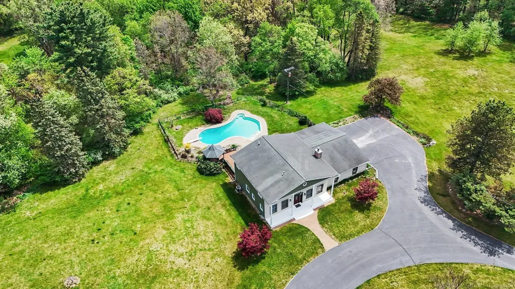 3285 Hosner Road Dryden Township MI 48428