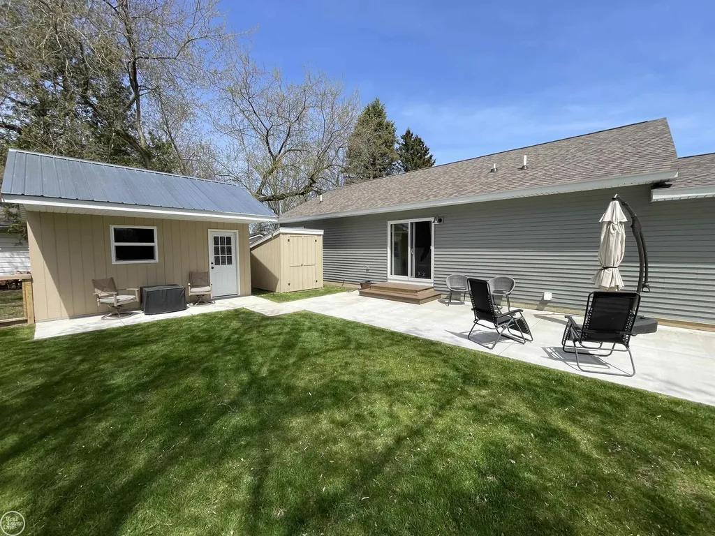 7048 Sylvia Drive Worth Township MI 48450