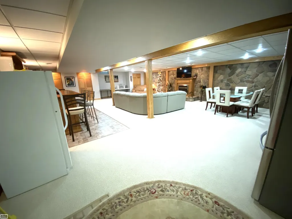 43243 Riverway Drive Clinton Charter Township MI 48038
