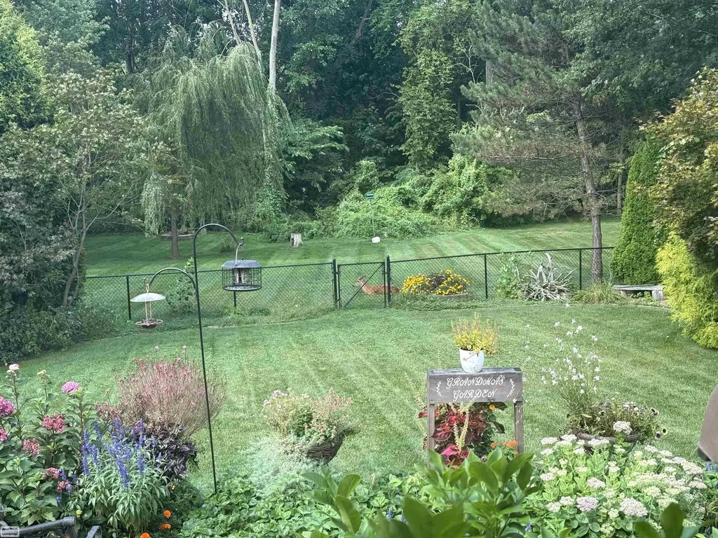 43243 Riverway Drive Clinton Charter Township MI 48038