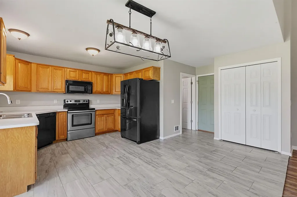 53291 Pimpernil Lane Chesterfield Township MI 48051