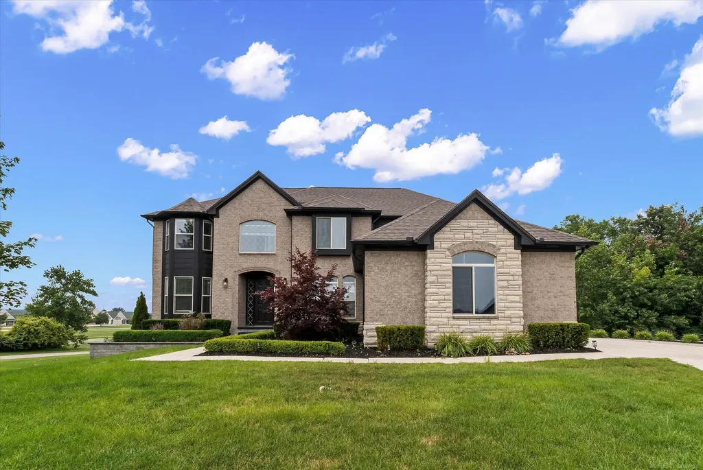 50155 N Anita Way Macomb Township MI 48044