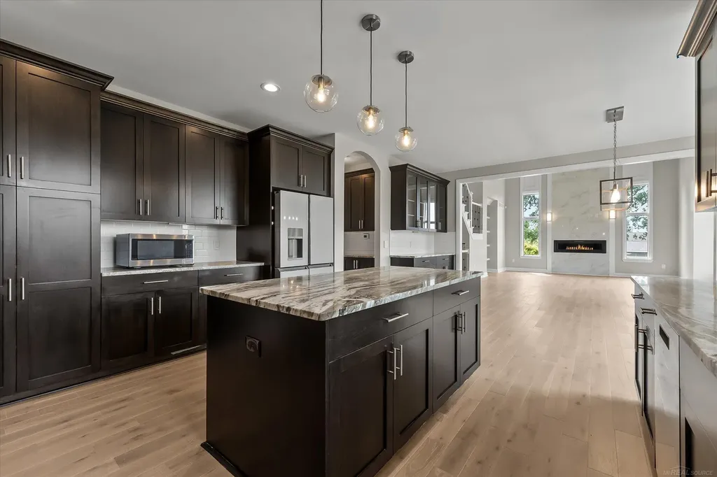 50155 N Anita Way Macomb Township MI 48044