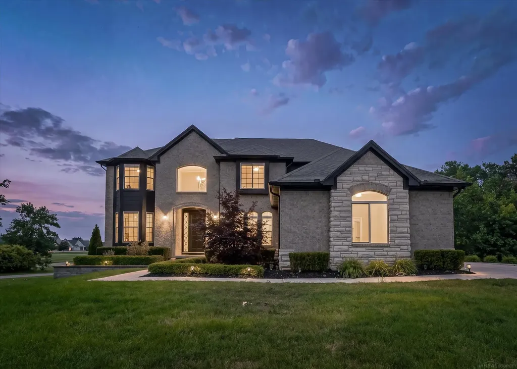 50155 N Anita Way Macomb Township MI 48044