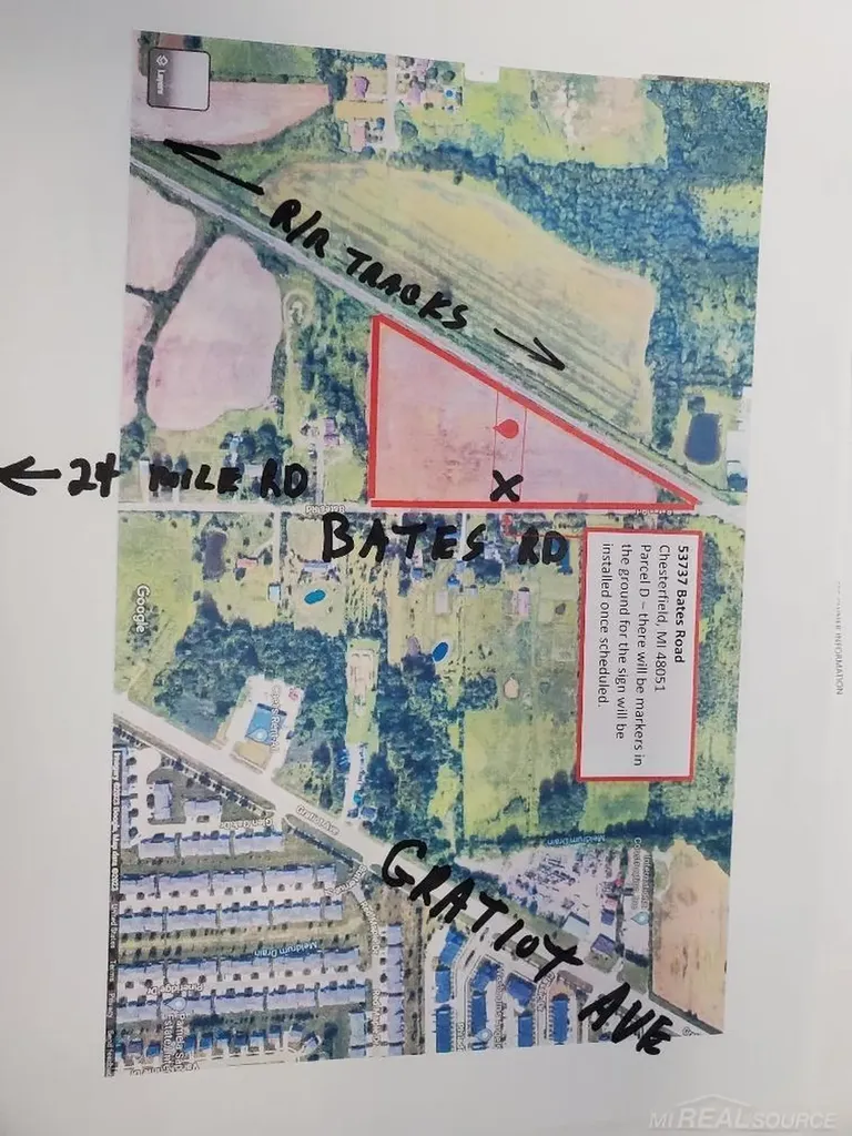 53737 Bates Road Chesterfield Township MI 48051