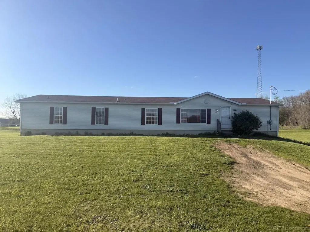 11516 Territorial Road Waterloo Township MI 49259