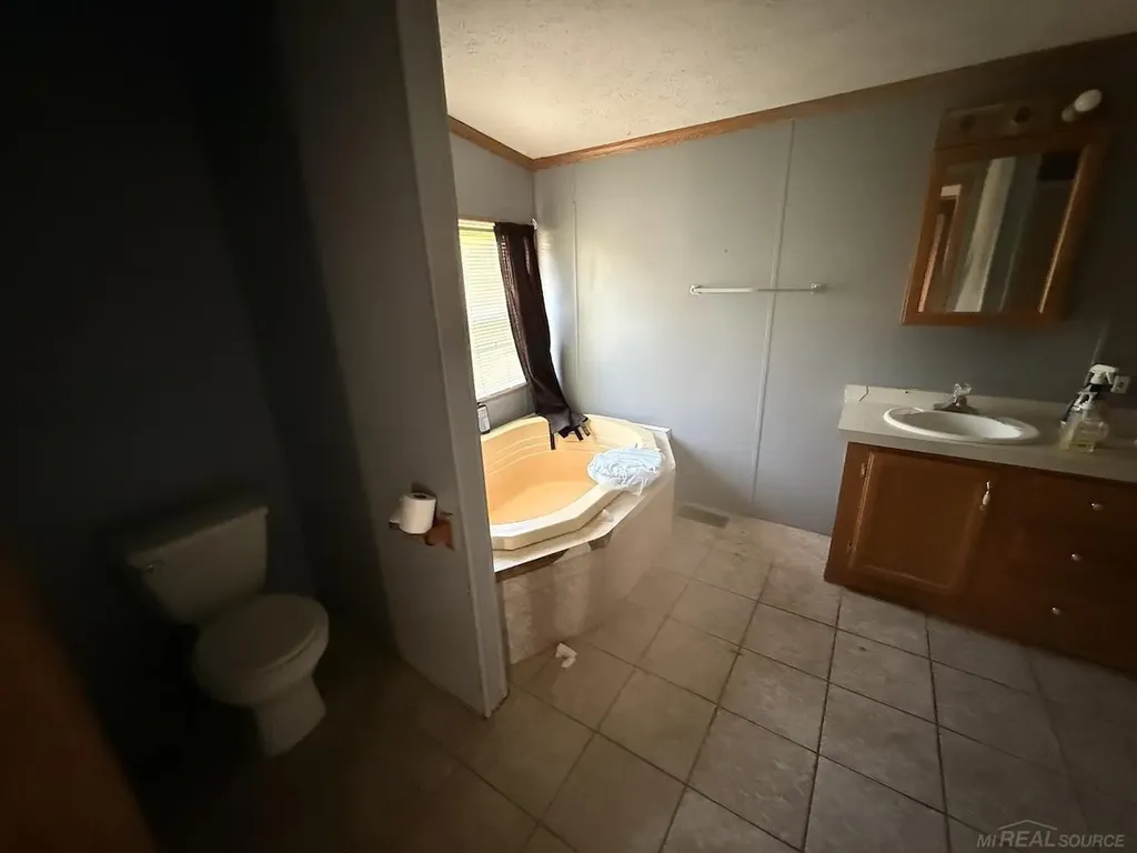 11516 Territorial Road Waterloo Township MI 49259
