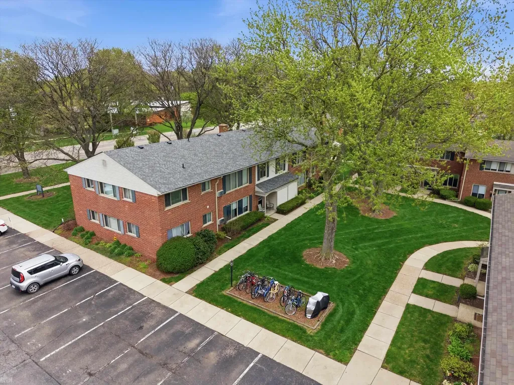 11410 Canal Road Sterling Heights City MI 48314
