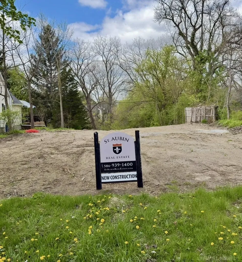 3180 Martell Street Rochester Hills City MI 48309