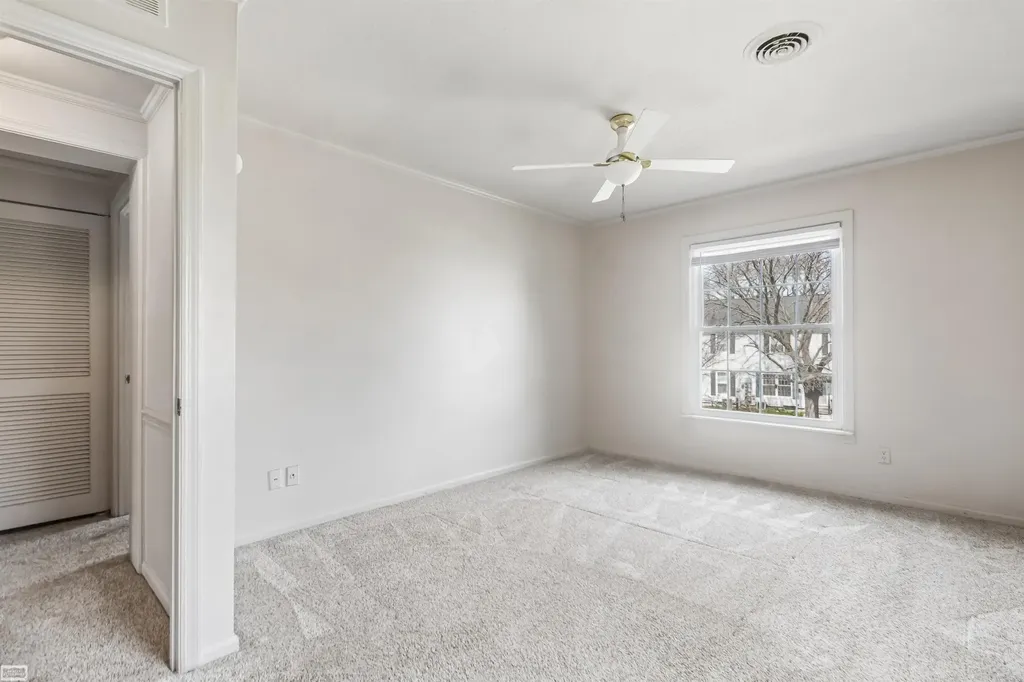 38723 Lighthouse Point Clinton Charter Township MI 48038