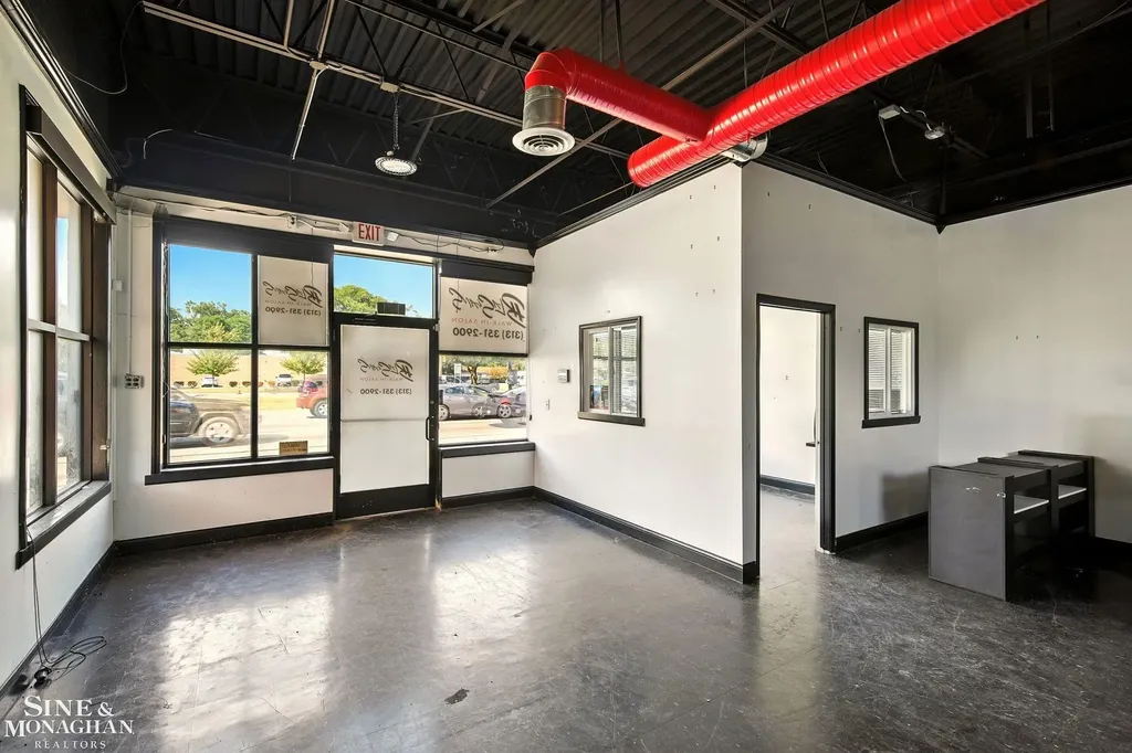 8235 W 8 Mile Road Detroit City MI 48221