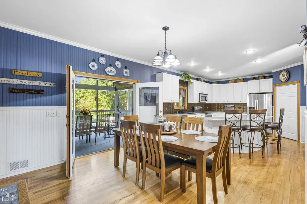 438 State Park Road Groveland Township MI 48462