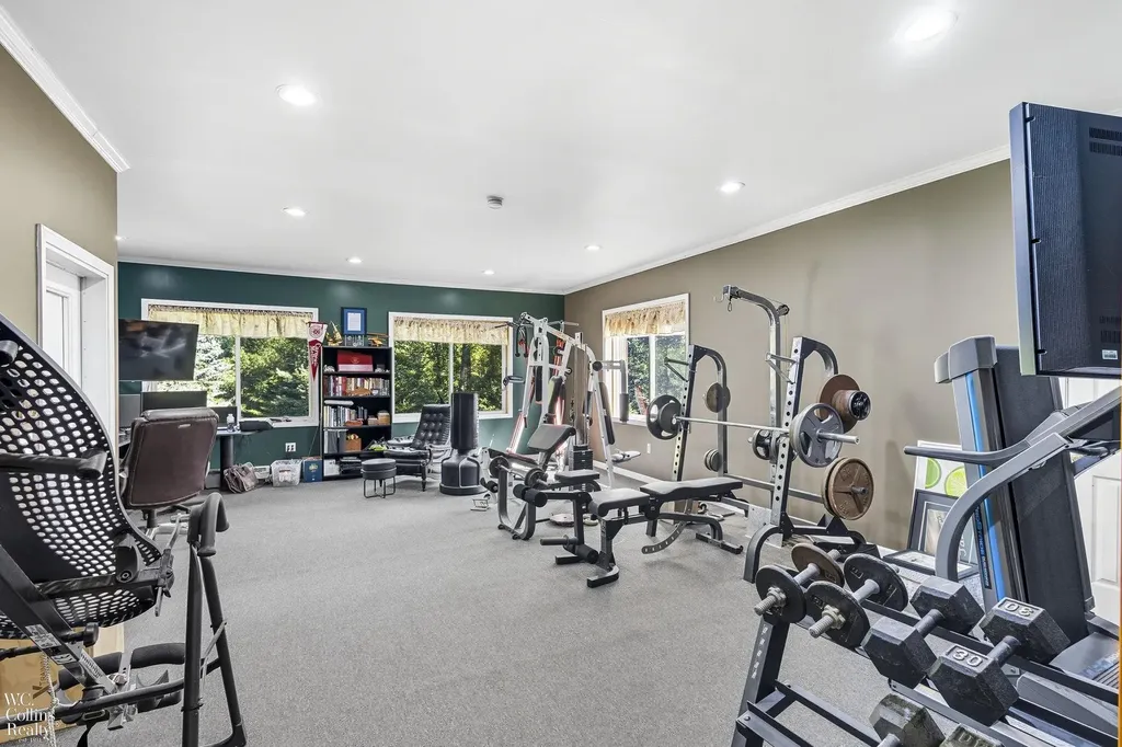 438 State Park Road Groveland Township MI 48462