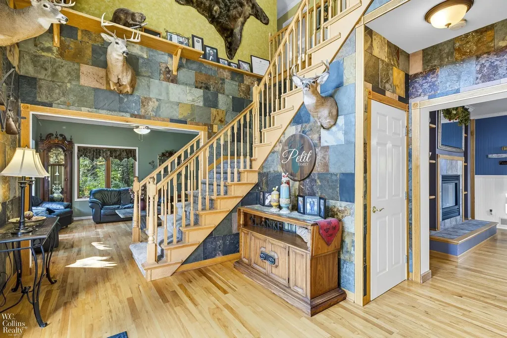 438 State Park Road Groveland Township MI 48462