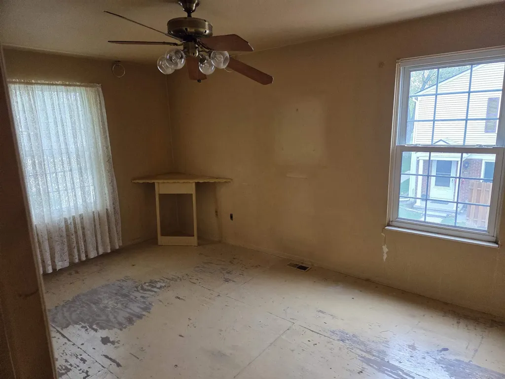 24675 Meadow Creek Drive Harrison Charter Township MI 48045