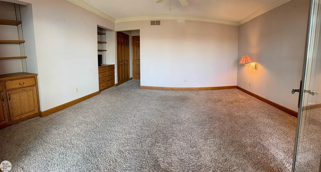 6901 River Road Cottrellville Township MI 48039