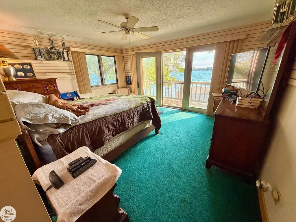6901 River Road Cottrellville Township MI 48039