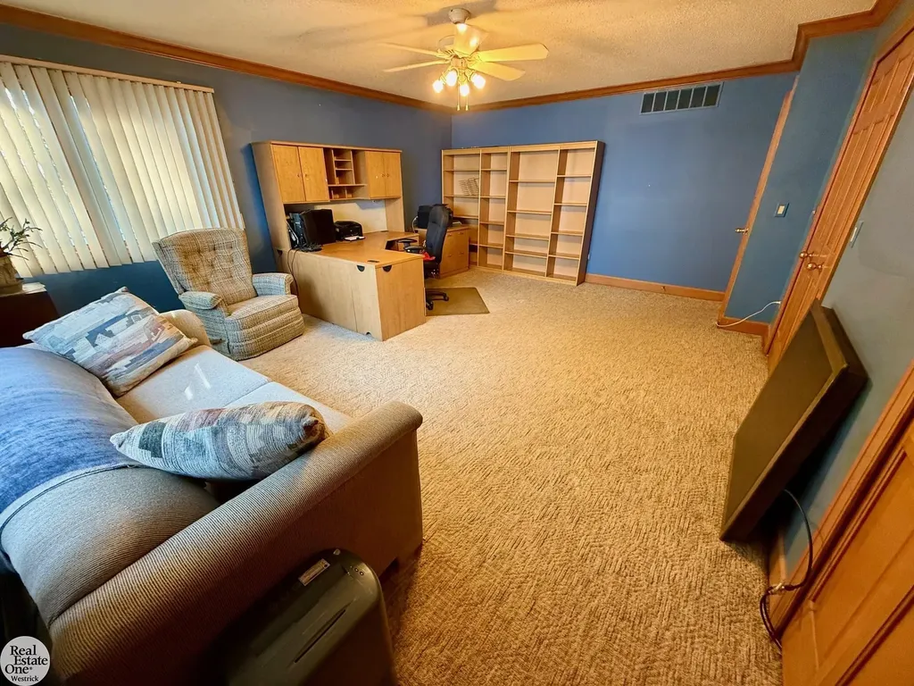 6901 River Road Cottrellville Township MI 48039