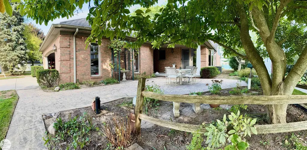 6901 River Road Cottrellville Township MI 48039