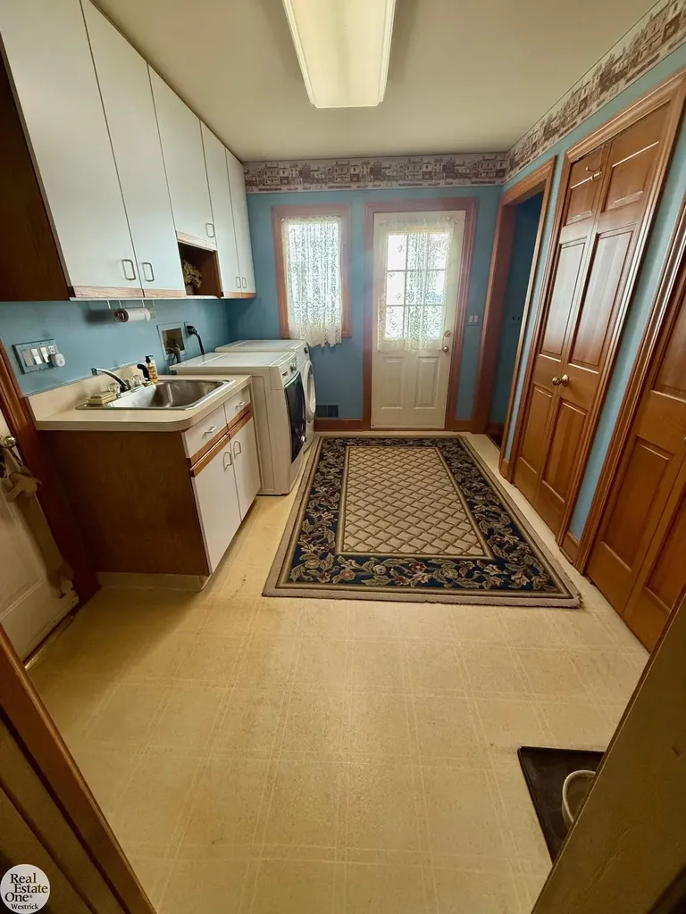 6901 River Road Cottrellville Township MI 48039
