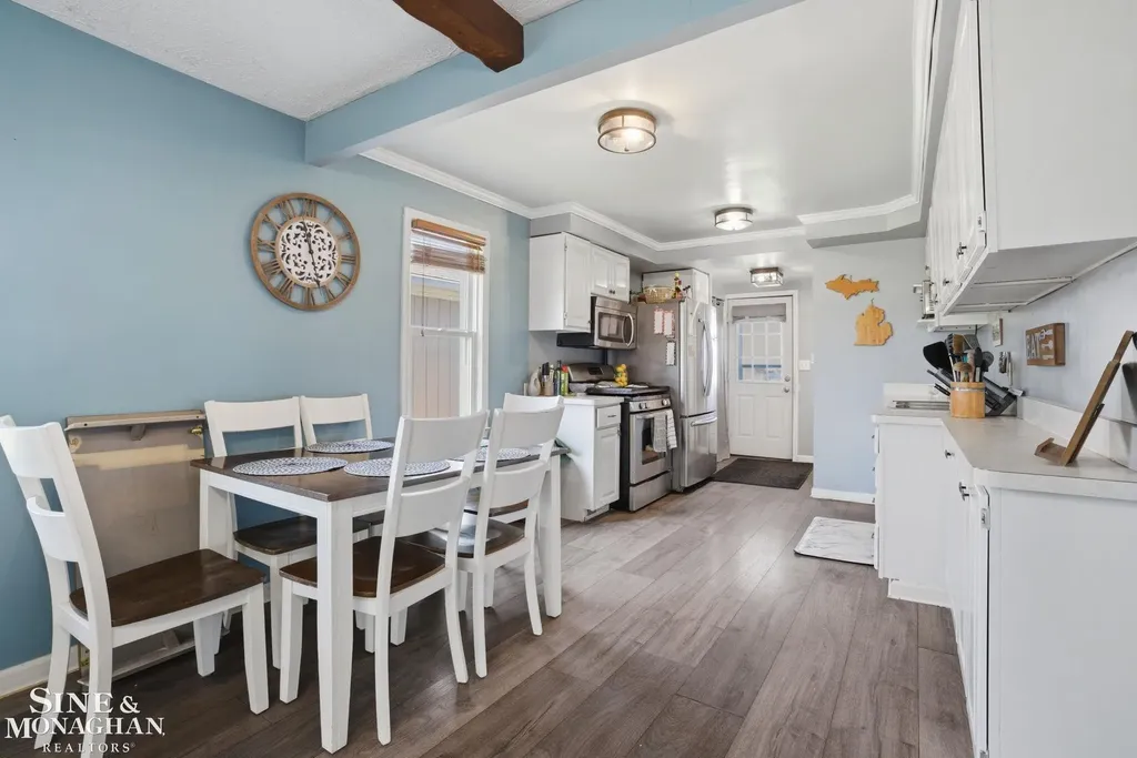 47172 Forton Drive Chesterfield Township MI 48047